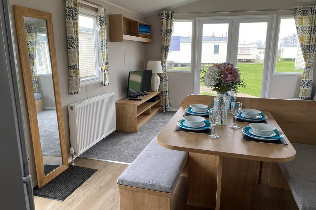 Three Bedroom Caravan Camber Exteriör bild